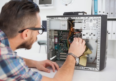 3 Benefits Of Hiring Professionals For Your Computer Repair Services